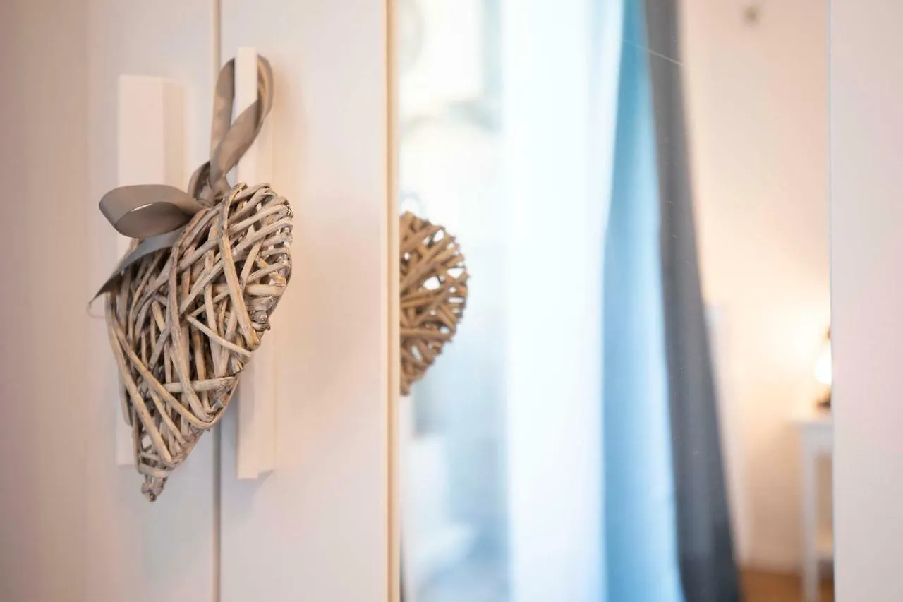 Victoria Avenue Apartment ブカレスト