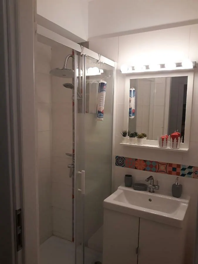 Victoria Avenue Apartment ブカレスト