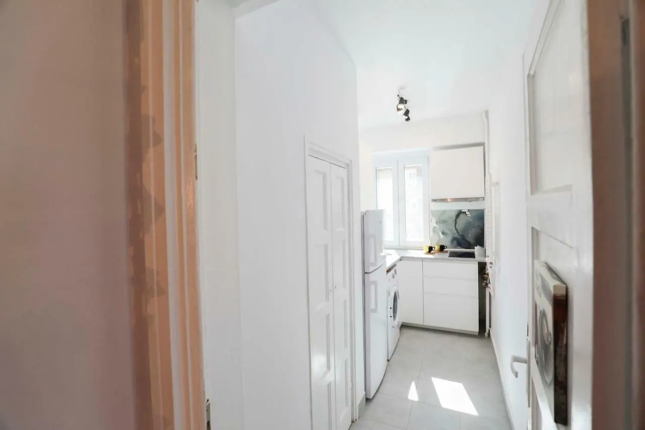 Victoria Avenue Apartment ブカレスト